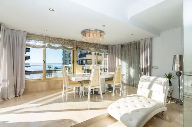 4 chambre Appartement à vendre à Playa Bajadilla - Puertos, Marbella - 1 345 000 € (Ref: 9499170)