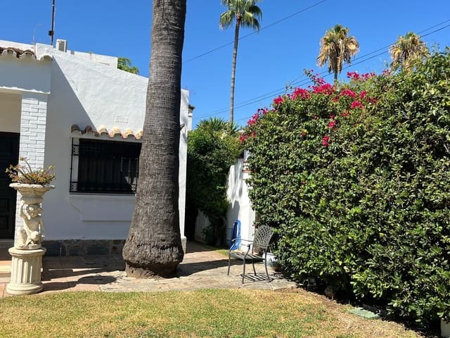 4 soveværelse Villa til salg i Parque Central, Estepona med swimmingpool - € 950.000 (Ref: 9508993)