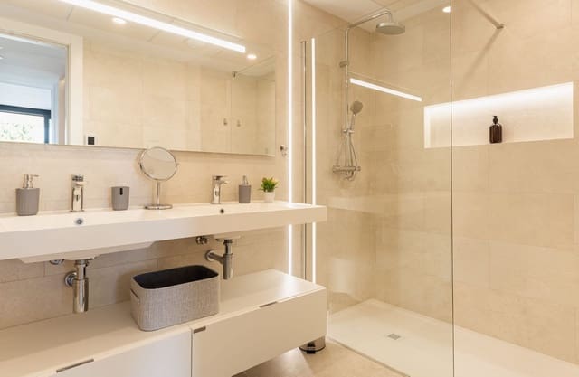 2 soveværelse Lejlighed til salg i Centro ciudad, Fuengirola med swimmingpool - € 595.000 (Ref: 9508995)