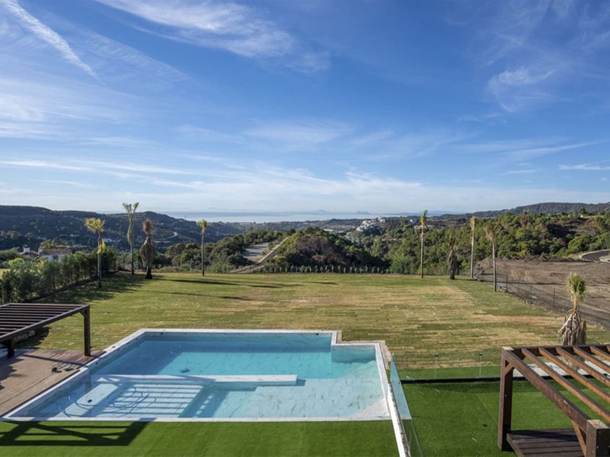 Chalet de 5 habitaciones en Benahavís en venta con piscina - 5.150.000 € (Ref: 9508999)