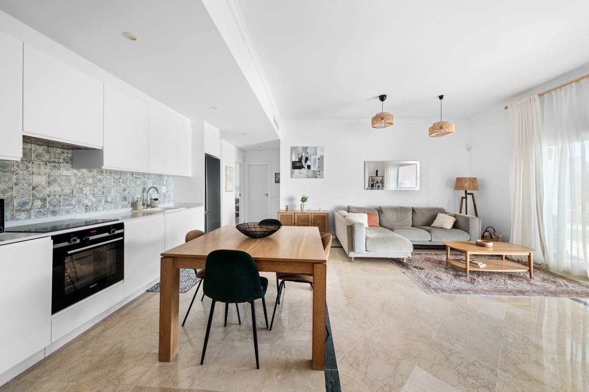 3 soveværelse Lejlighed til salg i Benahavis med swimmingpool - € 599.500 (Ref: 9509000)