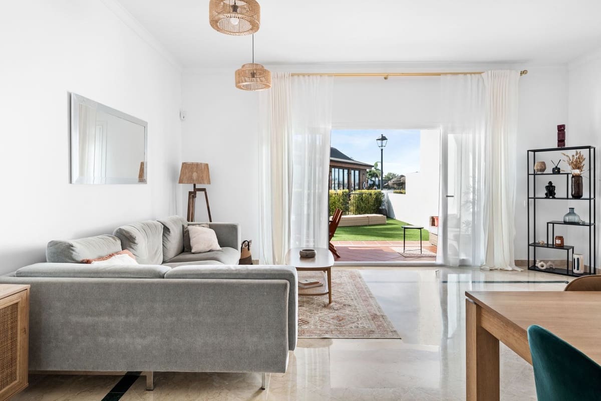 3 soveværelse Lejlighed til salg i Benahavis med swimmingpool - € 599.500 (Ref: 9509000)