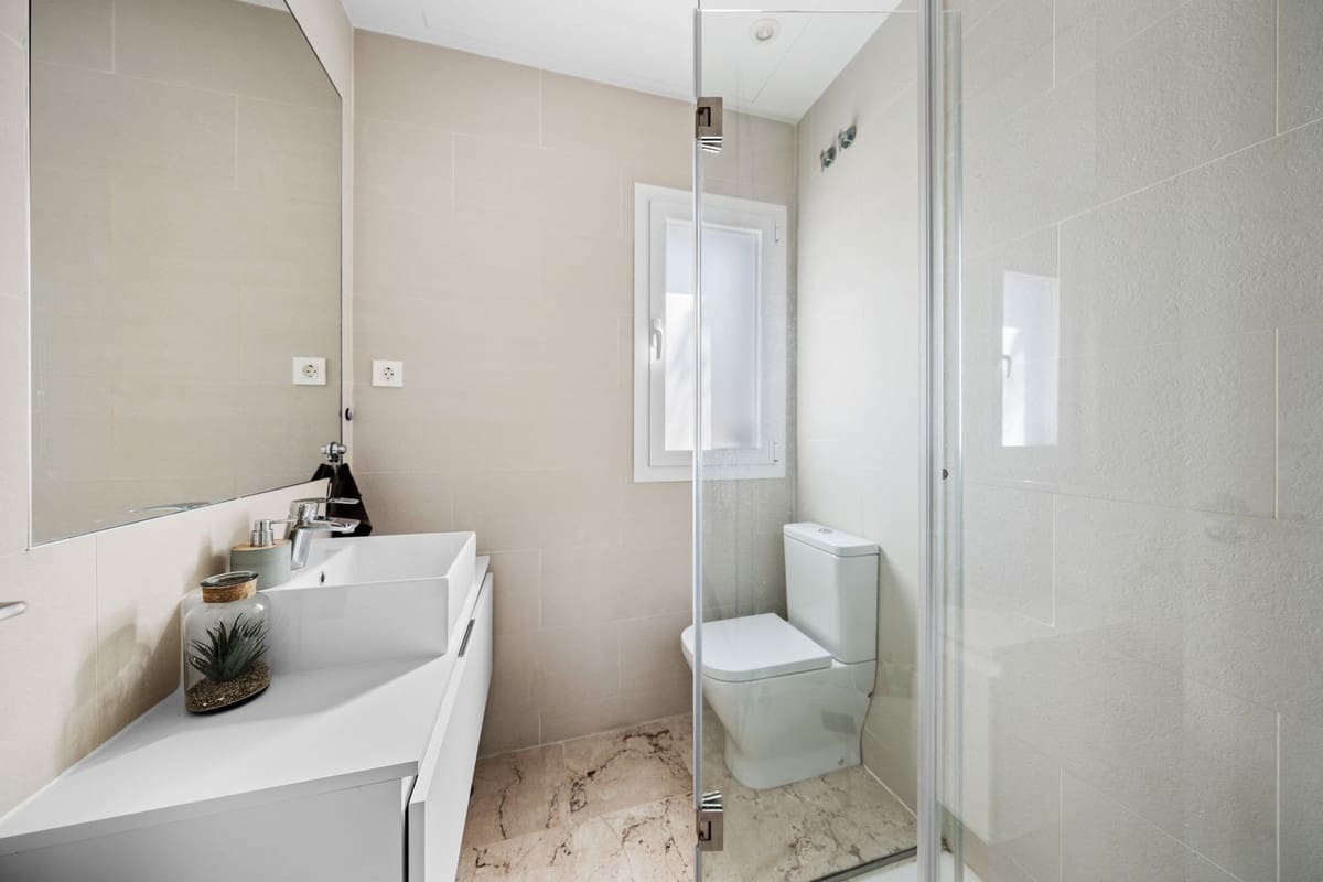 3 soveværelse Lejlighed til salg i Benahavis med swimmingpool - € 599.500 (Ref: 9509000)