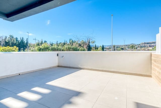 3 chambre Maison de Ville à vendre à San Pedro de Alcantara, Marbella - 675 000 € (Ref: 9509005)