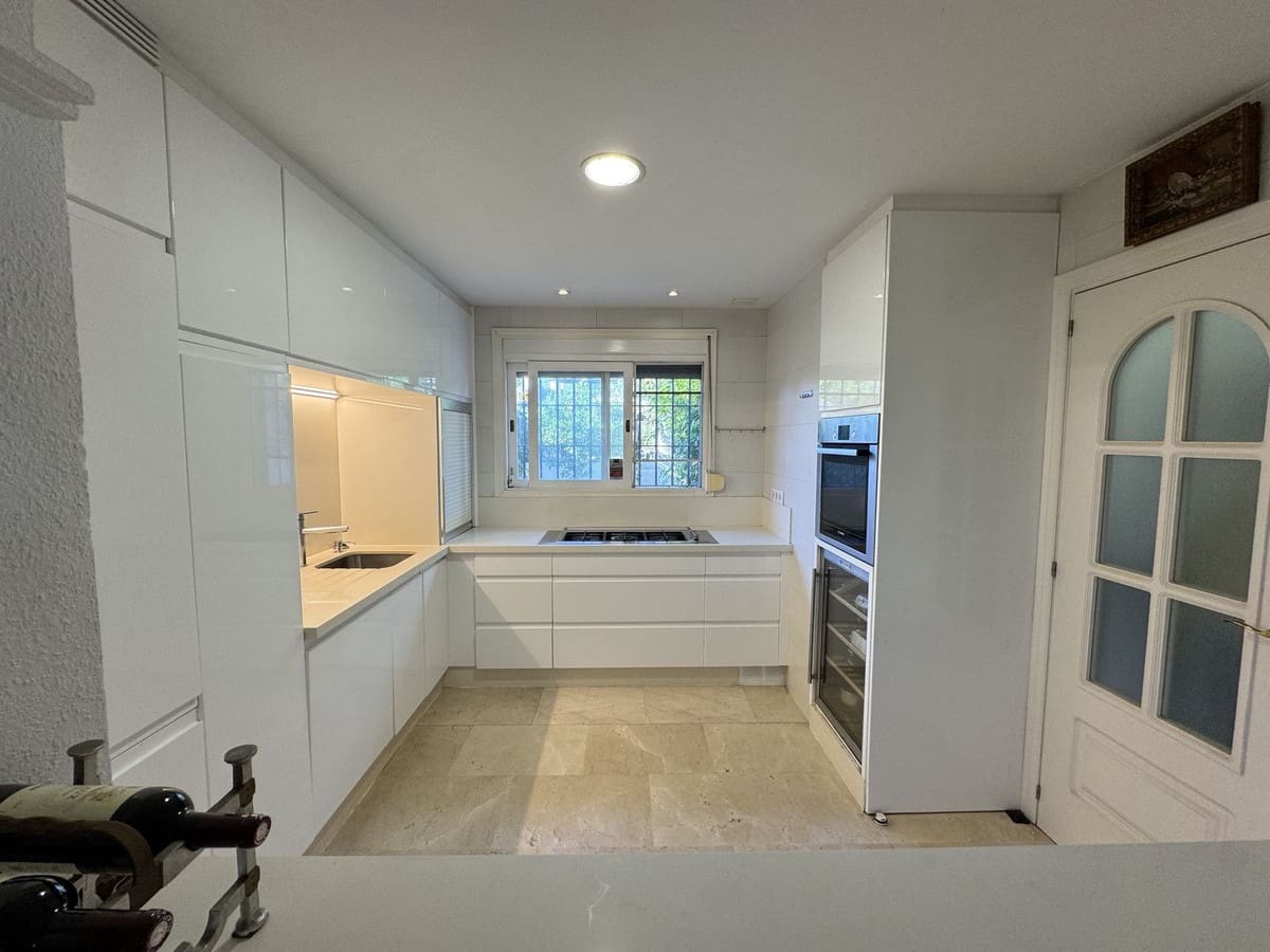 3 sovrum Hus till salu i Bel-Air med pool - 449 000 € (Ref: 9509007)