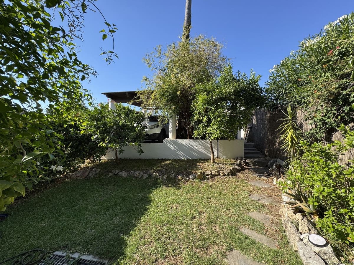 3 sovrum Hus till salu i Bel-Air med pool - 449 000 € (Ref: 9509007)