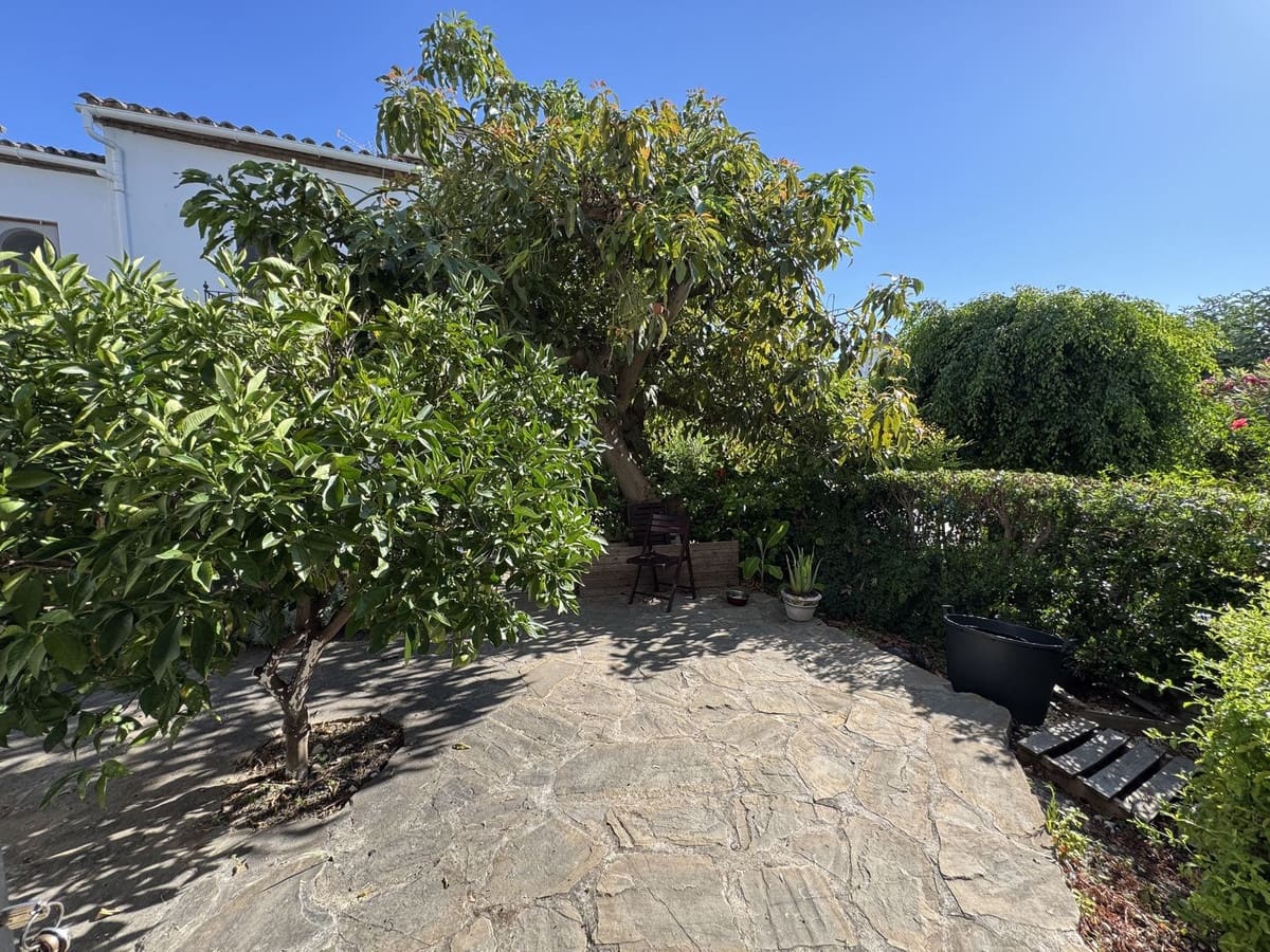 3 sovrum Hus till salu i Bel-Air med pool - 449 000 € (Ref: 9509007)