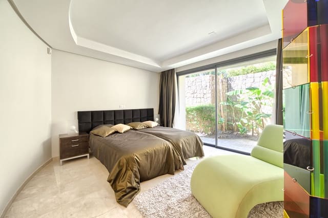 3 soveværelse Lejlighed til salg i La Carolina - Guadalpín, Marbella med swimmingpool - € 949.000 (Ref: 9509008)