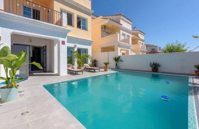 4 slaapkamer Villa te koop in Guadalmansa, Estepona met zwembad - € 795.000 (Ref: 9509009)