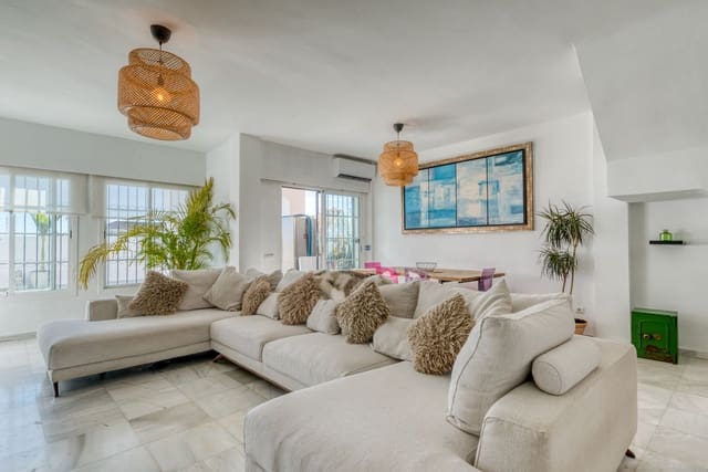 4 soverom Villa til salgs i Guadalmansa, Estepona med svømmebasseng - € 795 000 (Ref: 9509009)