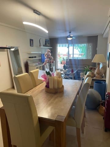 Apartamento de 2 habitaciones en San Pedro de Alcántara Pueblo, Marbella en venta con piscina - 399.000 € (Ref: 9509010)