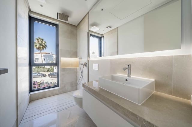 4 makuuhuone Huvila myytävänä paikassa Resinera-Voladilla, Estepona mukana uima-altaan - 2 200 000 € (Ref: 9509011)