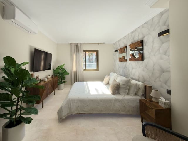 4 soverom Leilighet til salgs i Elviria, Marbella med svømmebasseng - € 1 100 000 (Ref: 9509013)