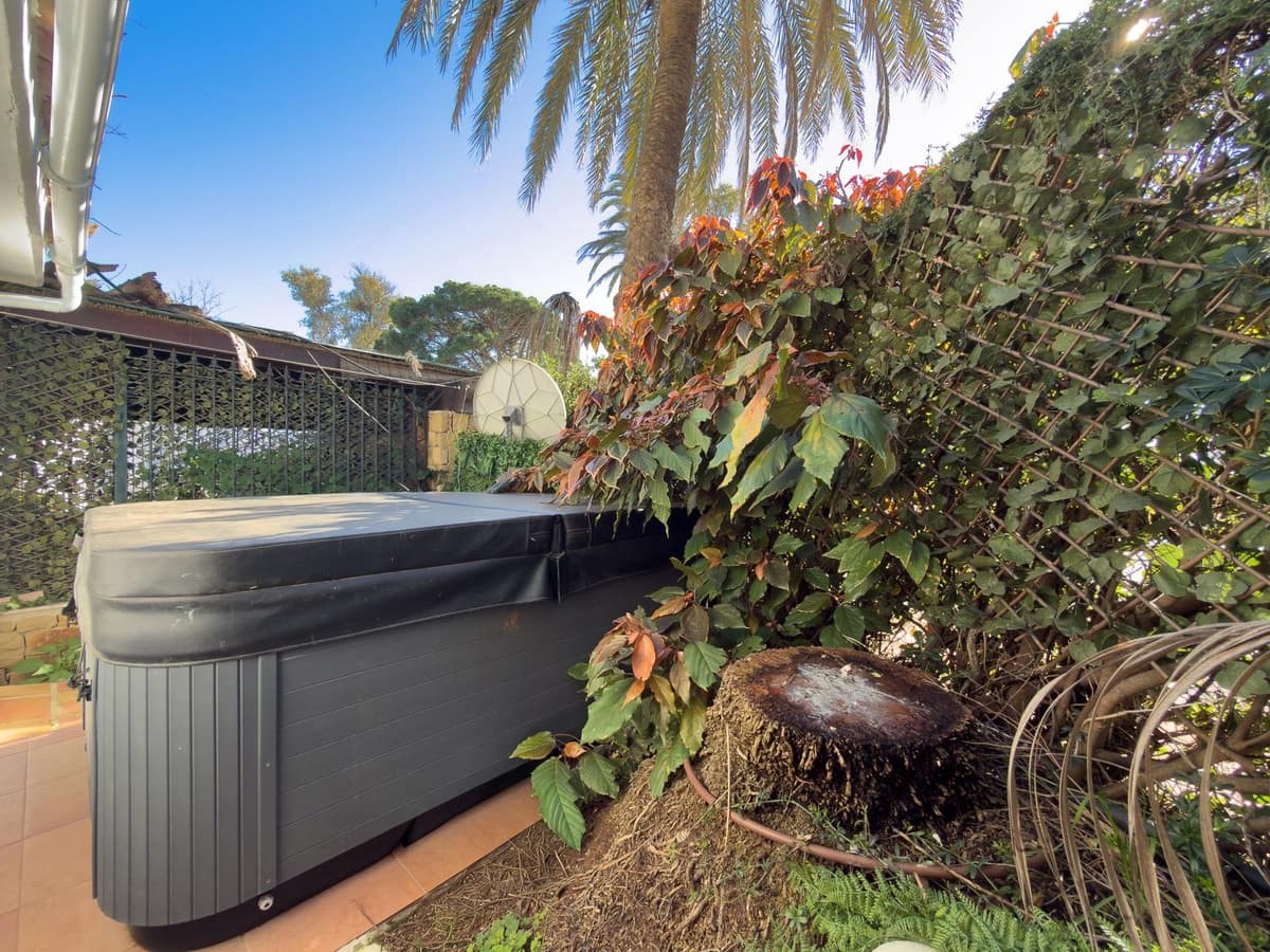 4 soverom Leilighet til salgs i Elviria med svømmebasseng - € 1 100 000 (Ref: 9509013)