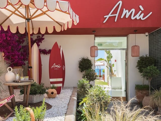 Apartamento de 4 habitaciones en Elviria, Marbella en venta con piscina - 1.100.000 € (Ref: 9509013)