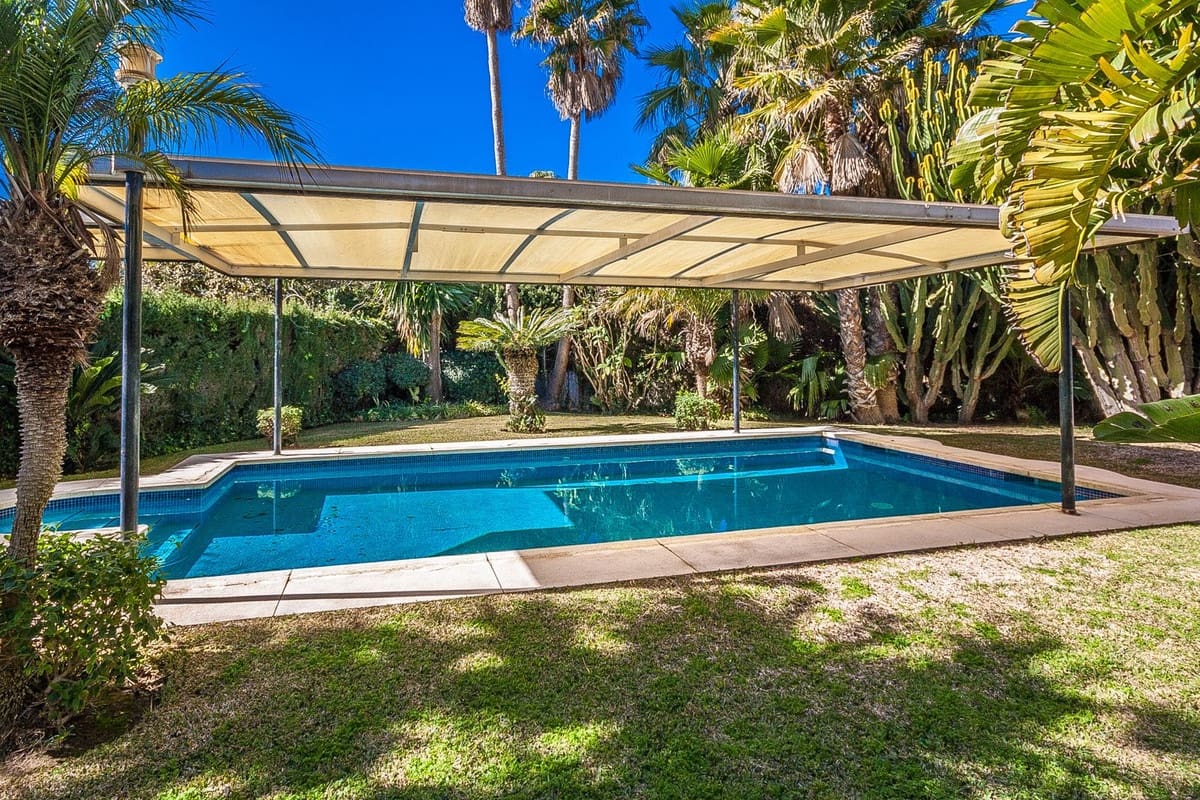 4 quarto Moradia para venda em Marbesa - 2 100 000 € (Ref: 9509016)