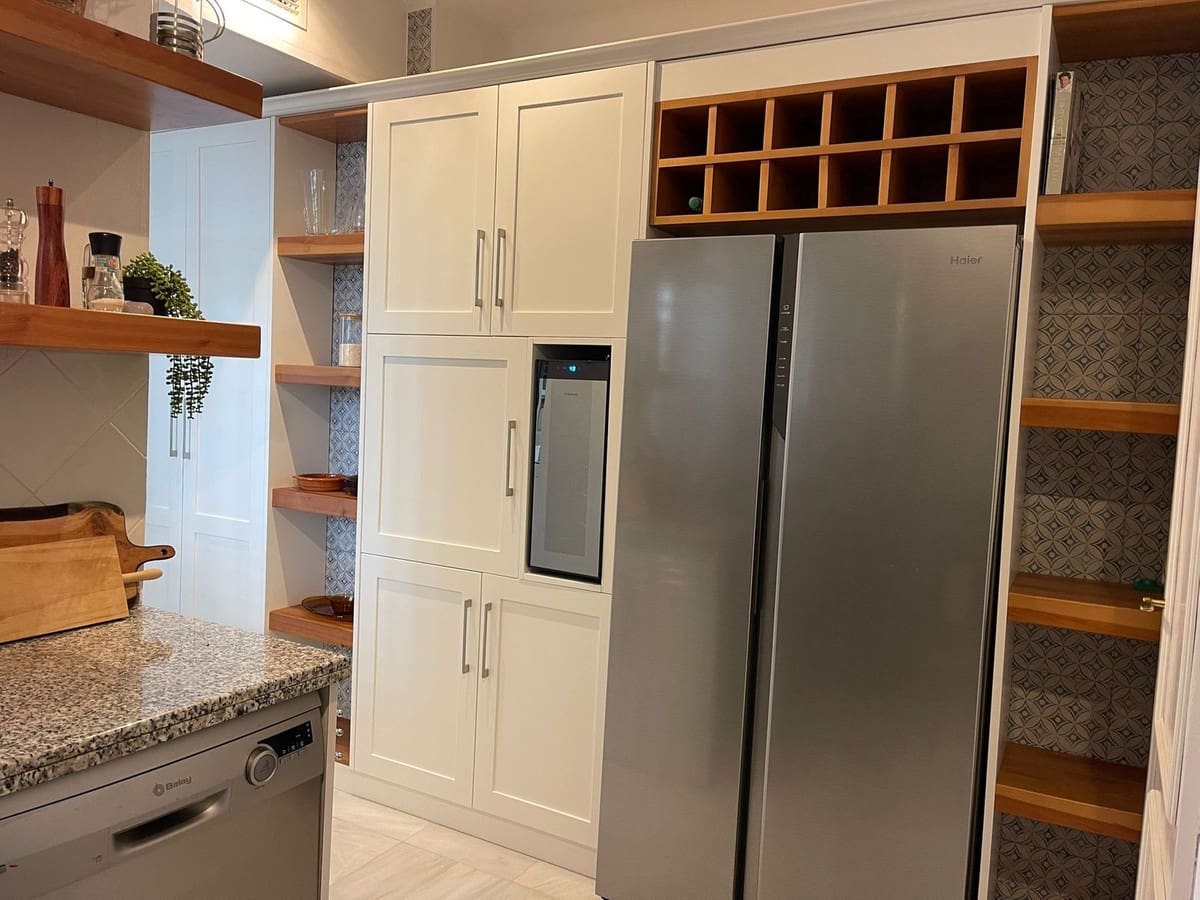 3 bedroom Penthouse for sale in Los Monteros with pool - € 790,000 (Ref: 9509019)