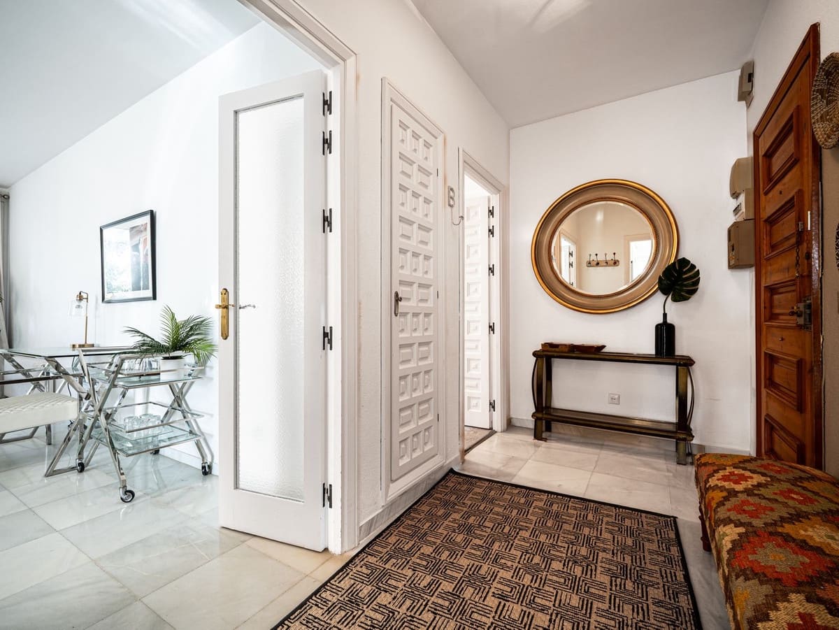 3 bedroom Penthouse for sale in Los Monteros with pool - € 790,000 (Ref: 9509019)