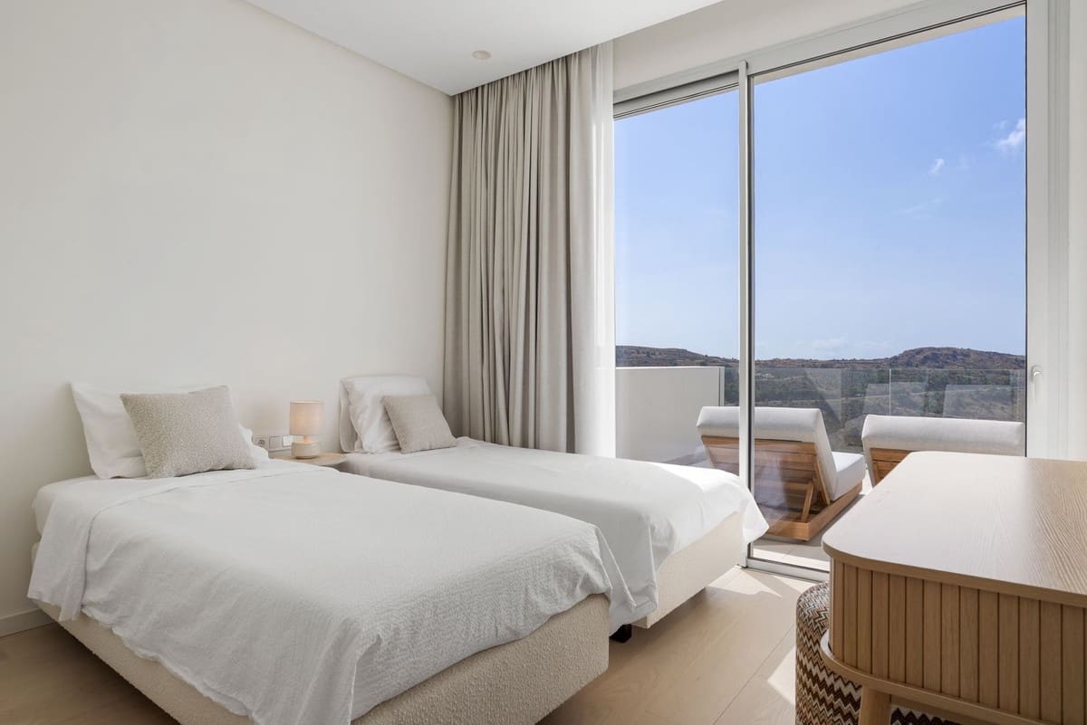 3 soveværelse Penthouse til salg i Benahavis med swimmingpool - € 1.150.000 (Ref: 9509020)