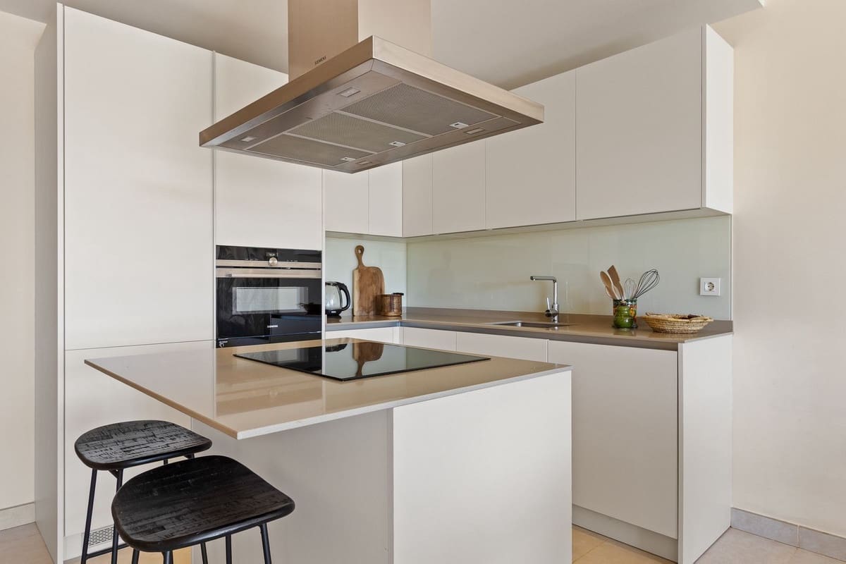 3 bedroom Penthouse for sale in La Cala de Mijas with pool - € 795,000 (Ref: 9509021)