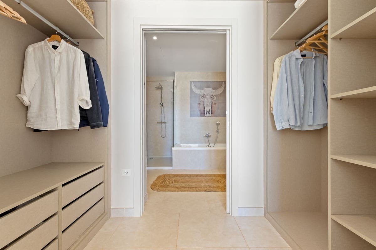 3 bedroom Penthouse for sale in La Cala de Mijas with pool - € 795,000 (Ref: 9509021)