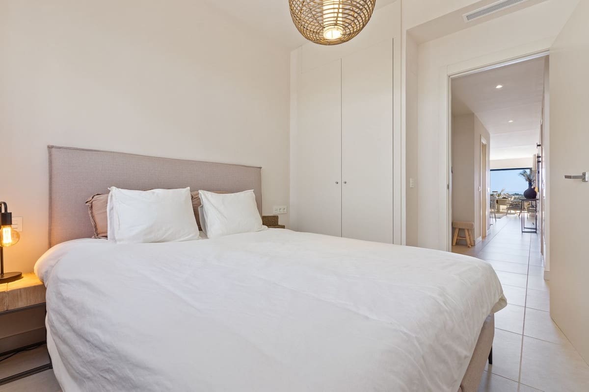 3 bedroom Penthouse for sale in La Cala de Mijas with pool - € 795,000 (Ref: 9509021)