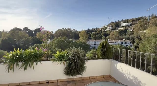 3 makuuhuone Omakotitalo myytävänä paikassa La Quinta, Benahavís mukana uima-altaan - 715 000 € (Ref: 9509022)