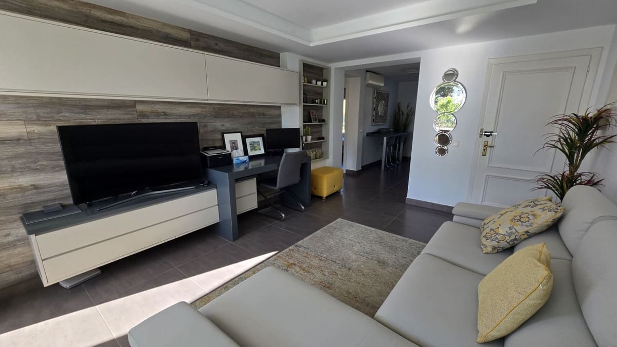 2 soverom Leilighet til salgs i Miraflores - € 359 000 (Ref: 9527975)