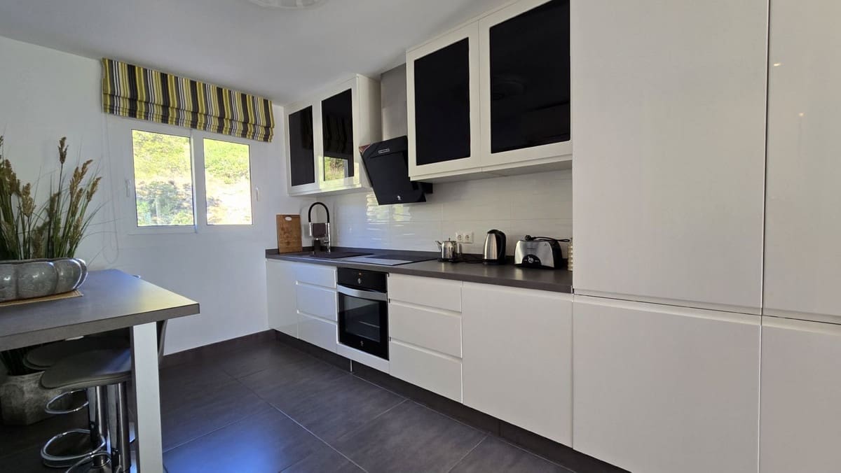 2 soverom Leilighet til salgs i Miraflores - € 359 000 (Ref: 9527975)