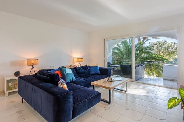 2 soverom Leilighet til salgs i Miraflores, Mijas med svømmebasseng - € 365 000 (Ref: 9527977)