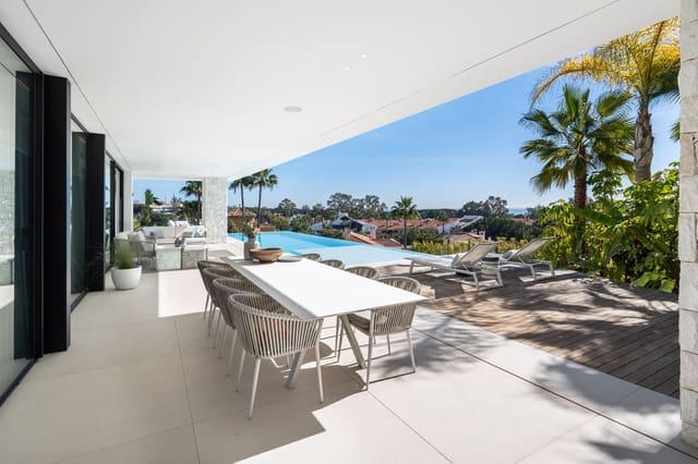 5 sovrum Villa till salu i Carib Playa, Marbella med pool - 3 300 000 € (Ref: 9527984)