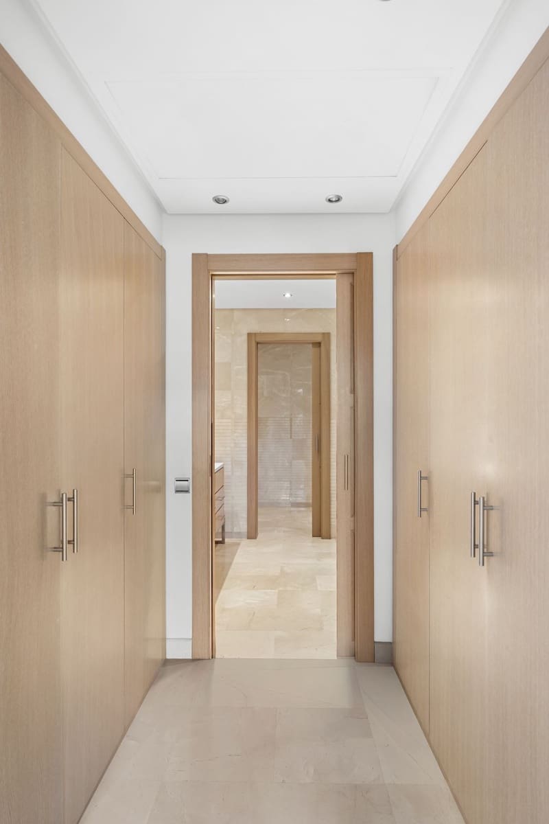 2 slaapkamer Appartement te koop in Golden Mile met zwembad - € 1.080.000 (Ref: 9527986)