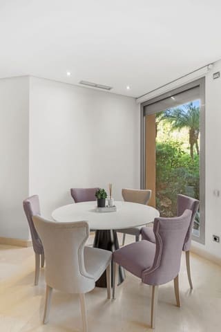 2 slaapkamer Appartement te koop in La Carolina - Guadalpín, Marbella met zwembad - € 1.080.000 (Ref: 9527986)