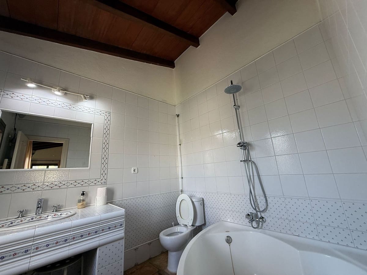 5 sovrum Villa till salu i Marbesa med pool - 1 290 000 € (Ref: 9527988)