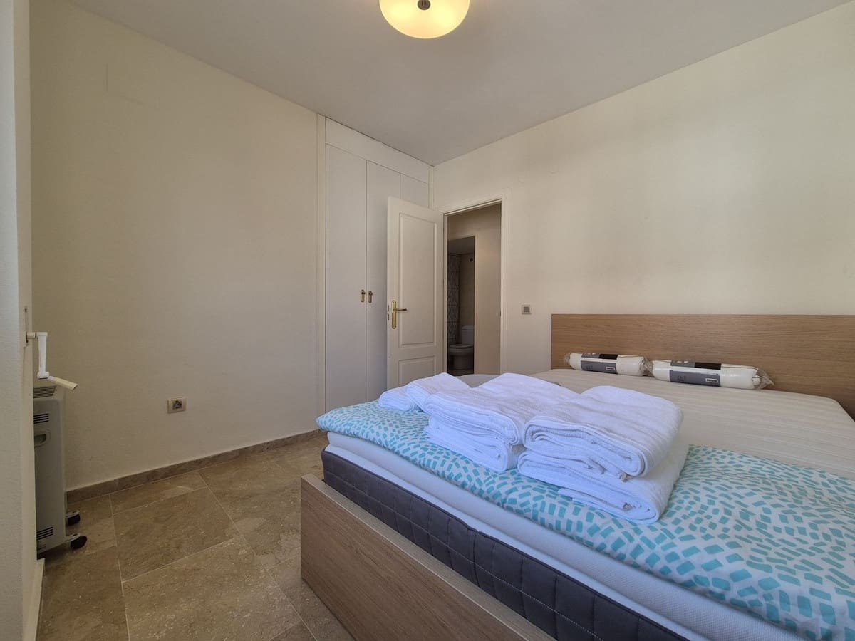 3 soveværelse Lejlighed til salg i Golden Mile med swimmingpool - € 498.000 (Ref: 9527989)