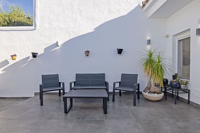4 slaapkamer Huis te koop in Los Naranjos, Marbella met zwembad - € 995.000 (Ref: 9530873)