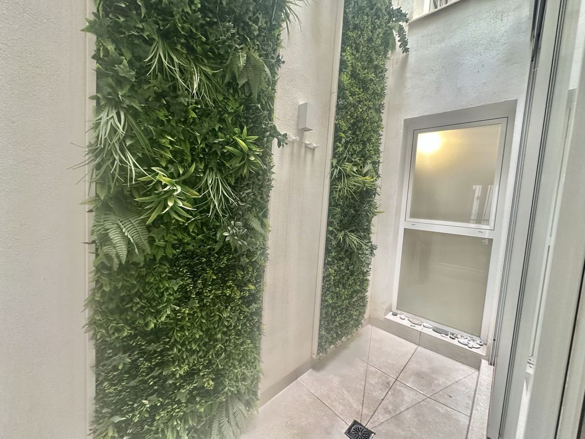 2 bedroom Townhouse for sale in Marbella - € 590,000 (Ref: 9534032)