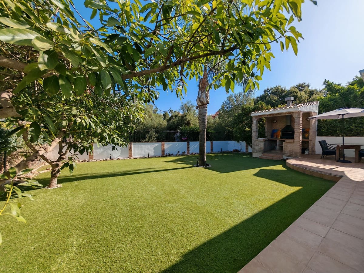 3 chambre Maison de Ville à vendre à Las Chapas avec piscine - 795 000 € (Ref: 9534034)