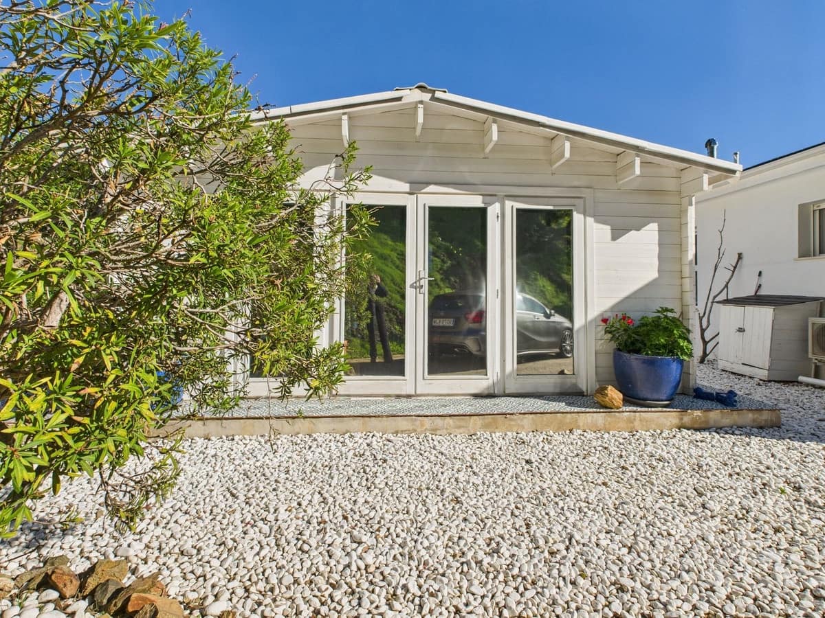 4 soverom Villa til salgs i Estepona med svømmebasseng - € 1 195 000 (Ref: 9534035)