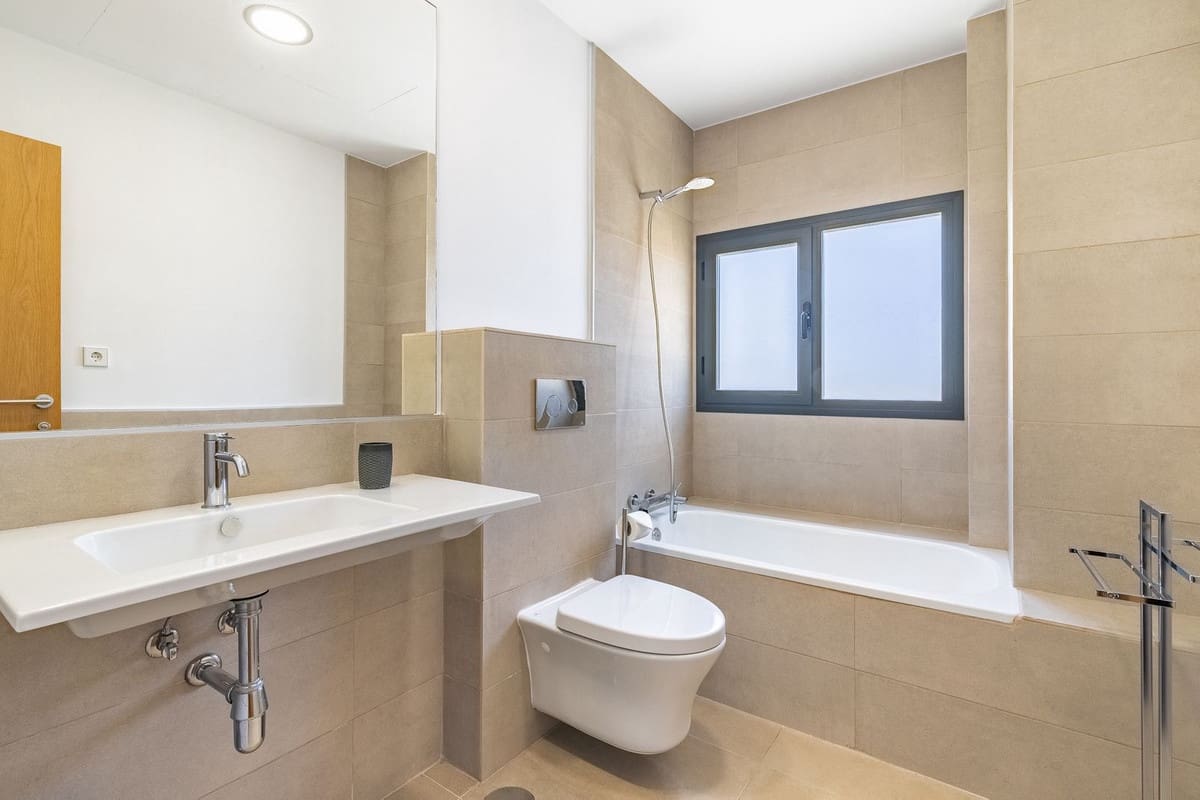 4 chambre Villa/Maison à vendre à Manilva avec piscine - 1 150 000 € (Ref: 9534037)