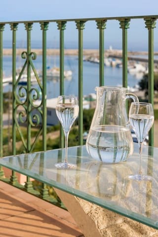 4 camera da letto Casa in vendita in Puerto de Estepona, Estepona con piscina - 795.000 € (Rif: 9534039)