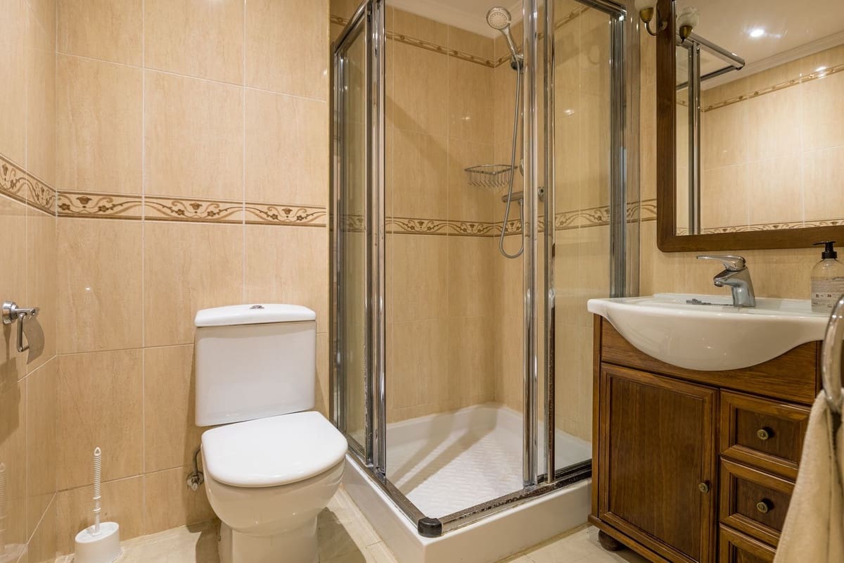 4 camera da letto Casa in vendita in Estepona con piscina - 795.000 € (Rif: 9534039)