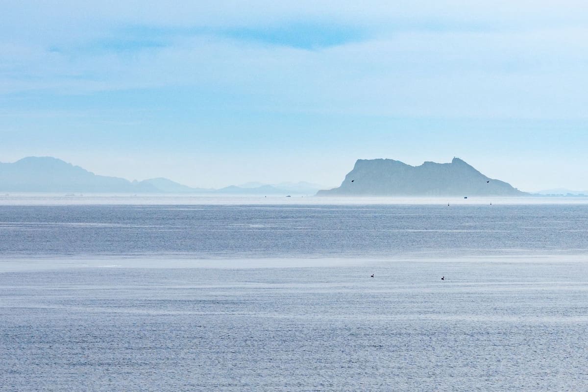 4 bedroom Townhouse for sale in Estepona with pool - € 795,000 (Ref: 9534039)