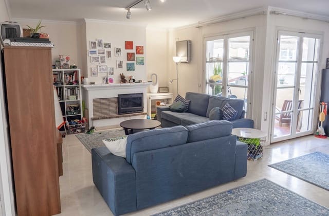 3 soveværelse Lejlighed til salg i El Paraiso, Estepona med swimmingpool - € 347.000 (Ref: 9551961)