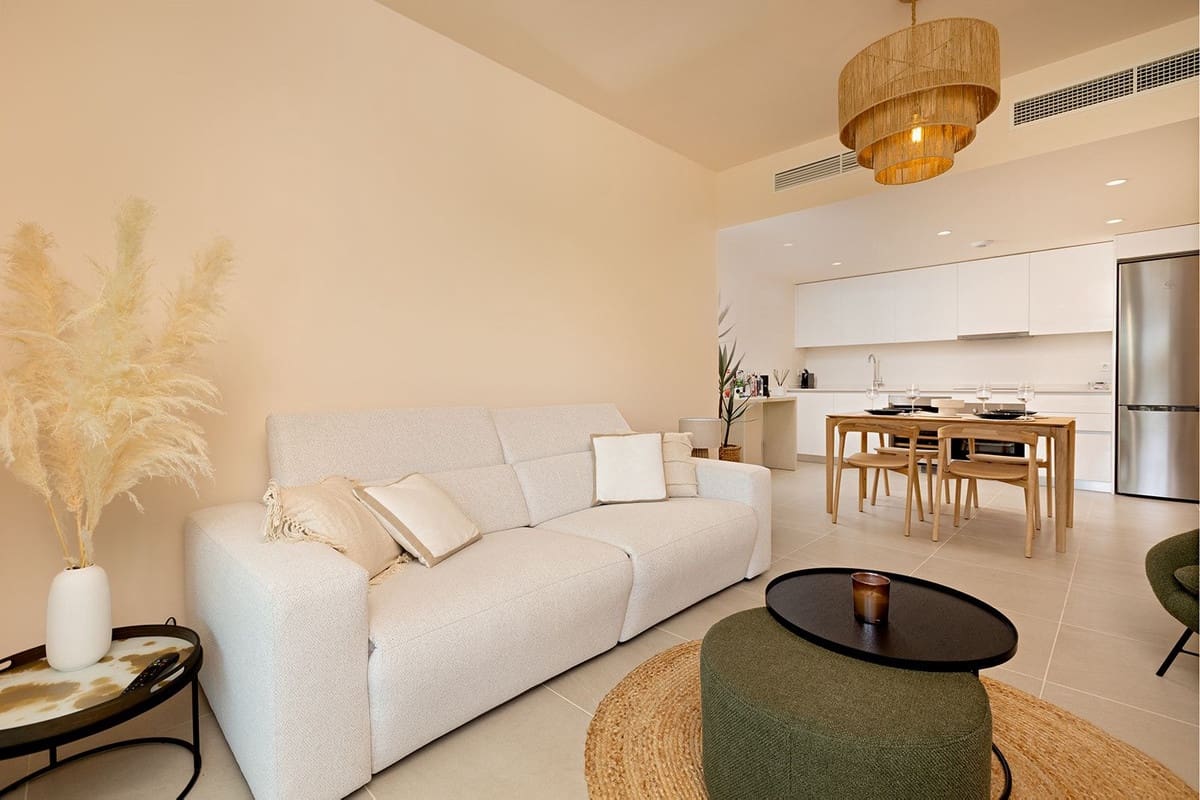 2 slaapkamer Appartement te koop in Estepona met zwembad - € 460.000 (Ref: 9551962)
