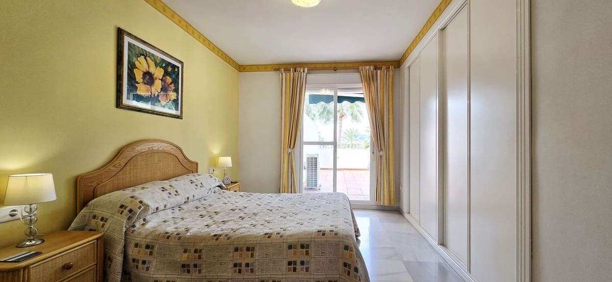 2 quarto Apartamento para venda em Nueva Andalucia com piscina - 450 000 € (Ref: 9551964)