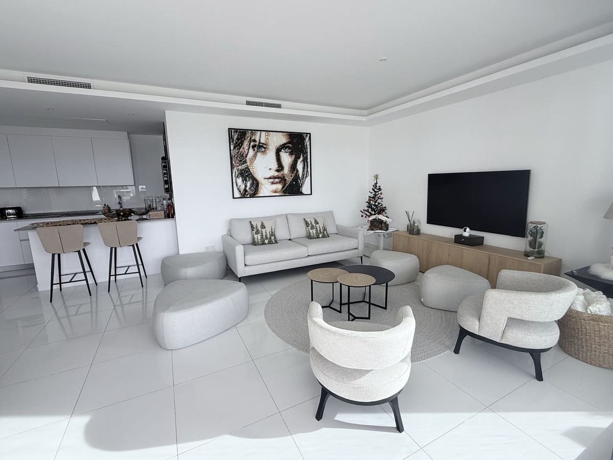 3 bedroom Apartment for sale in Benahavis with pool - € 850,000 (Ref: 9556142)