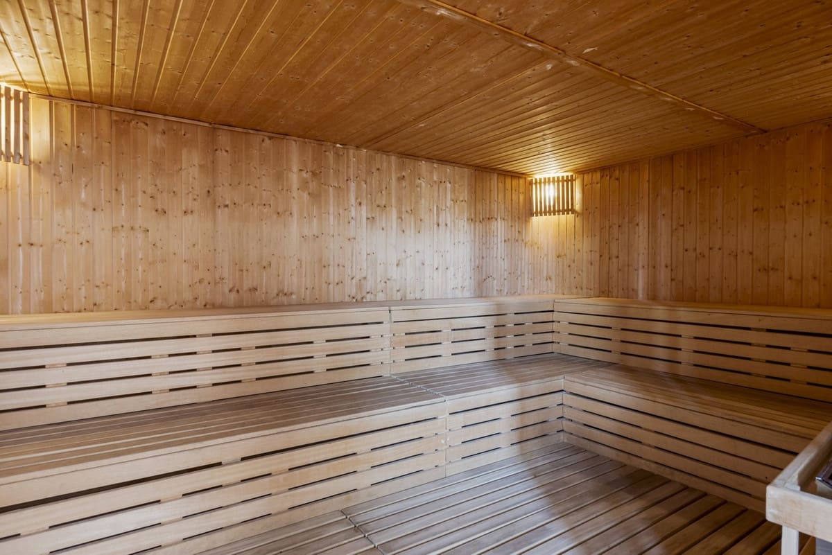 3 bedroom Apartment for sale in Benahavis with pool - € 850,000 (Ref: 9556142)