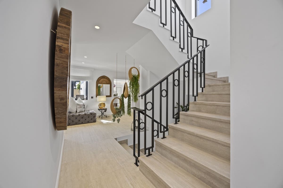 5 soveværelse Villa til salg i Guadalmina med swimmingpool - € 1.795.000 (Ref: 9558025)