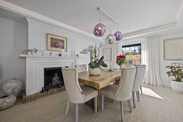 5 chambre Villa/Maison à vendre à Guadalmina Alta, Marbella avec piscine - 1 795 000 € (Ref: 9558025)